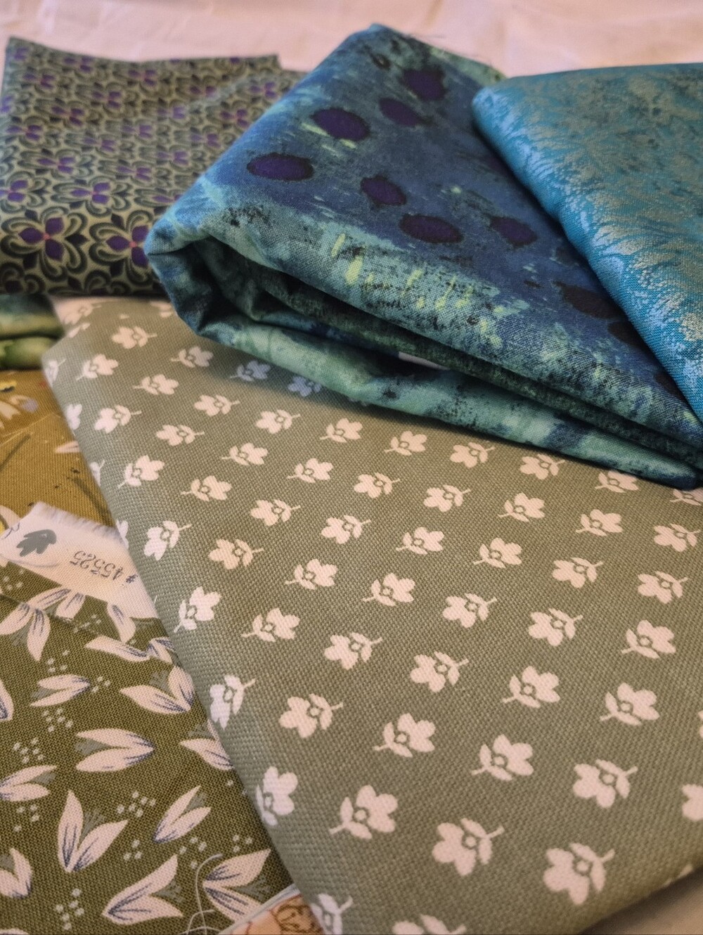 Assorted Quilt Fabric Bundle in Greens, Blues, Creams and Beige.  Yardage PLUS - Picture 6 of 15
